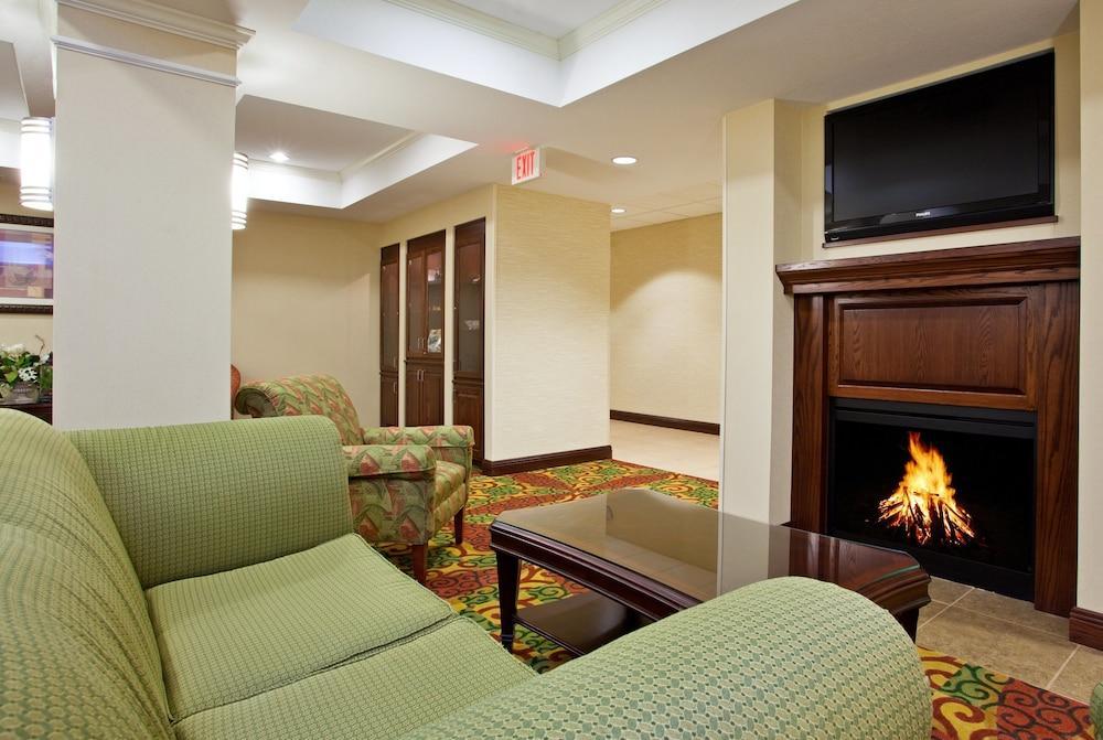 Holiday Inn Express Hotel & Suites Portland By Ihg Exterior photo