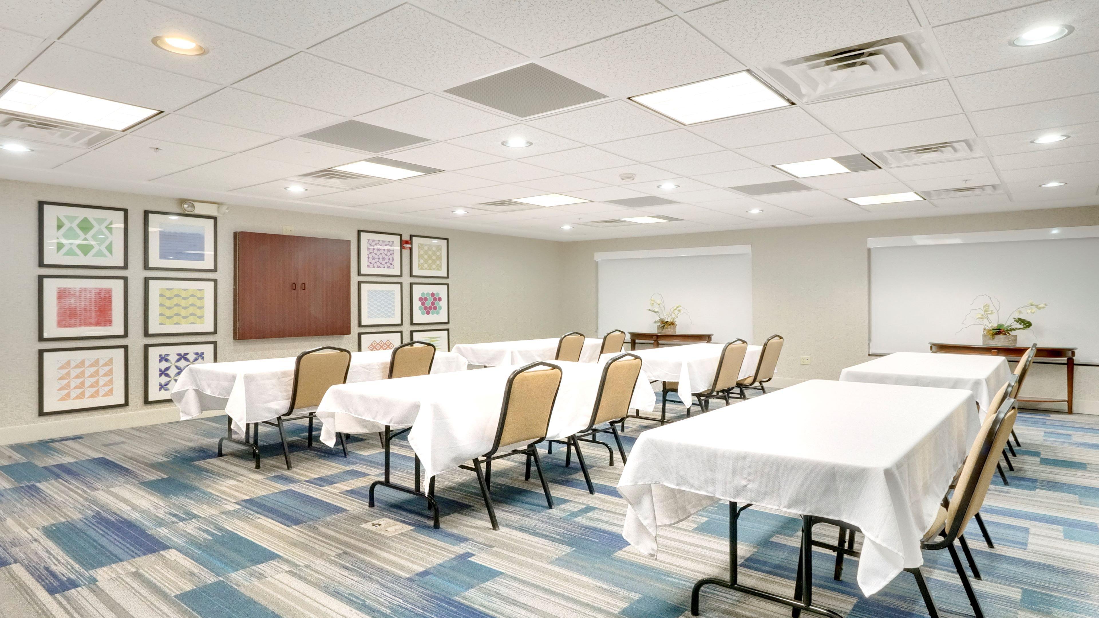 Holiday Inn Express Hotel & Suites Portland By Ihg Exterior photo